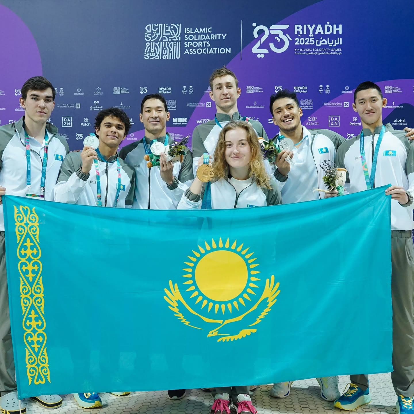 Казахстан на II месте в медальном зачете по плаванию на ISG 2025